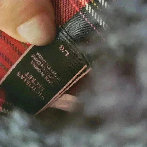 Victoria Secret Red/Black Plaid Christmas Slippers - Picture 8 of 8